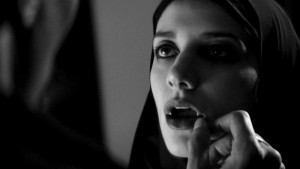 Phim Phim Cô Gái Về Nhà Một Mình Ban Đêm - A Girl Walks Home Alone at Night (2014)